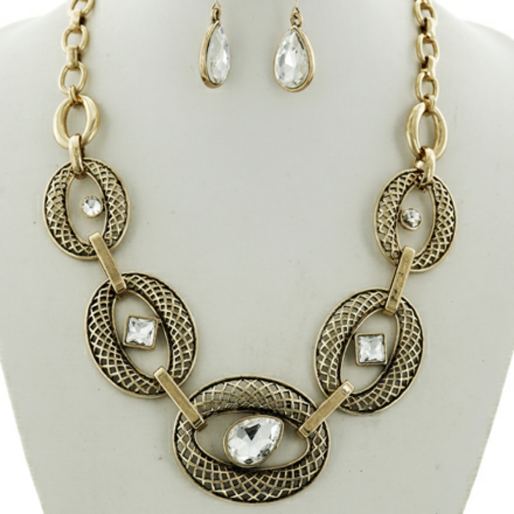 Necklace Set